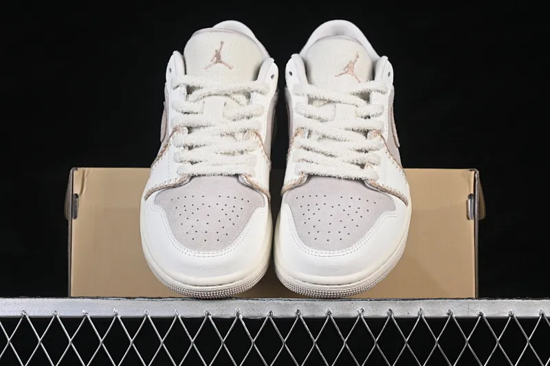 All categories Air Jordan Jordan series basketball shoes Air Jordan 1 Low G version pure original Air Jordan 1 Low AJ1 Joe 1 meter white brown low-top casual sneakers HV4268-120